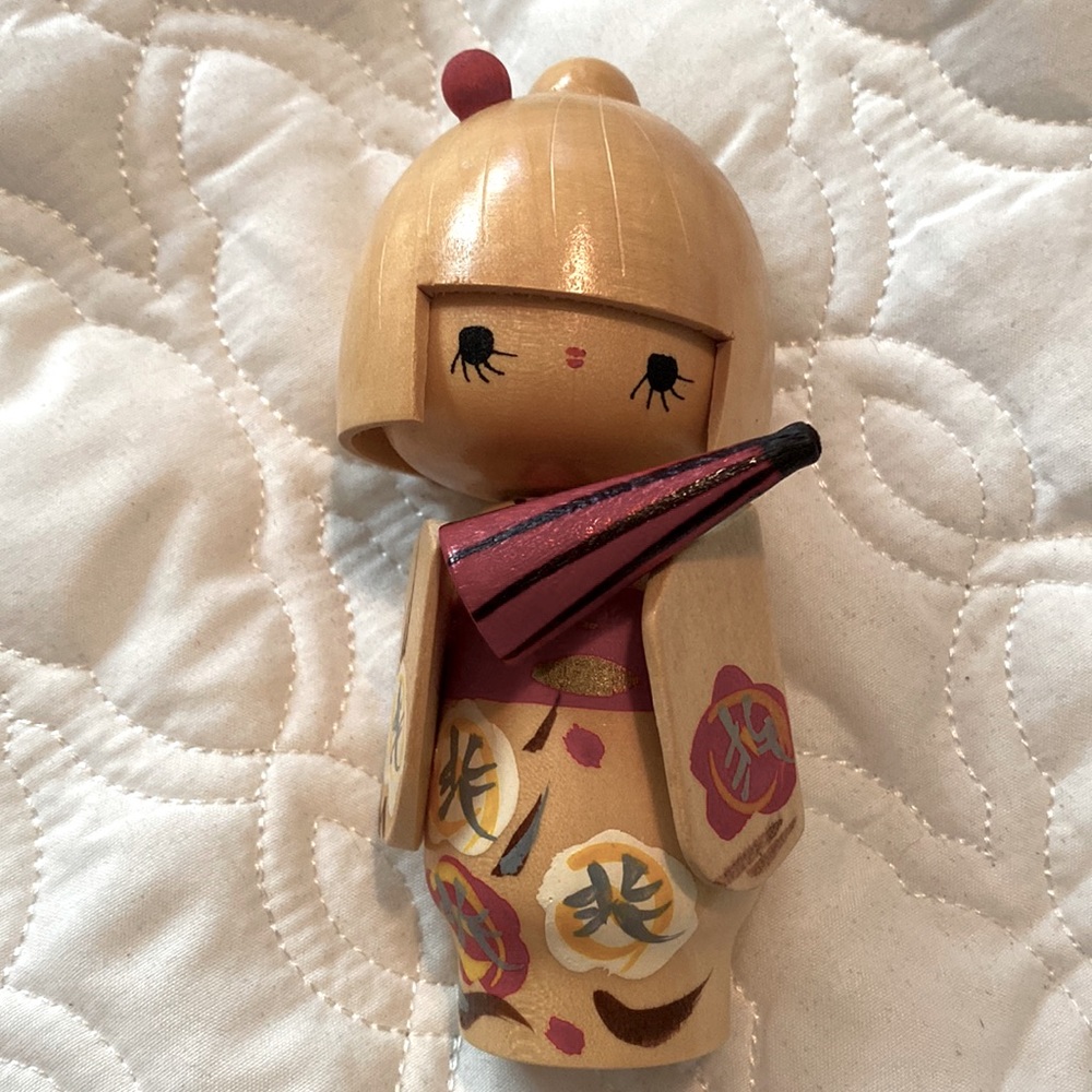 Kokeshi Doll. Japanese wooden doll. 5” talk.
